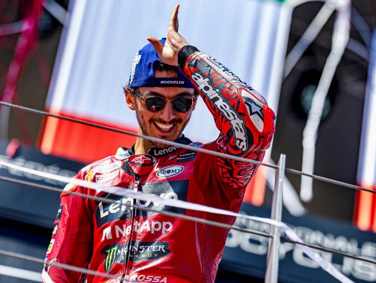 Bagnaia Membuat Kejutan di MotoGP Mandalika - Jejak Ban